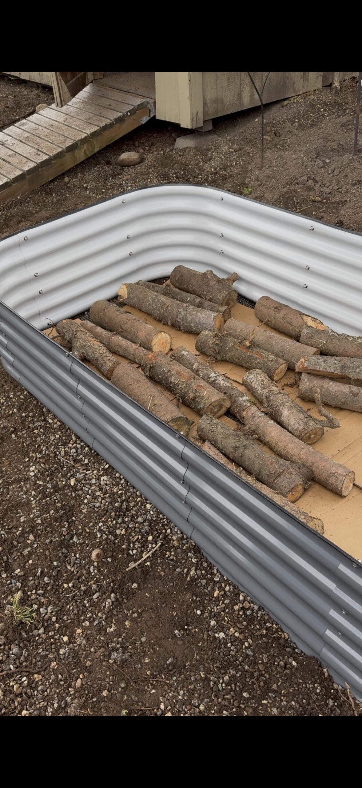 Building from the Ground Up: A Guide to Filling your Raised Garden Bed